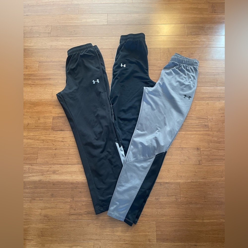 3 pairs of Under Armour big boys XL bundle